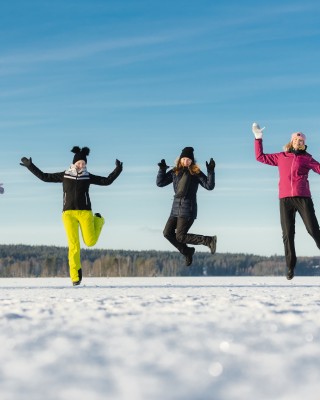 Yhdessä iloiten